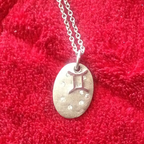Vintage Silver Gemini Constellation Zodiac Sign Pendant with Zircon Stones - Picture 2 of 4